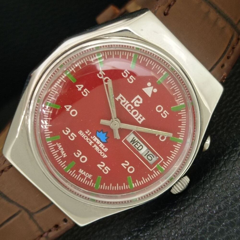 Vintage 1971 Ricoh Automatic Mens Silver Watch W/daydate & Red accents
